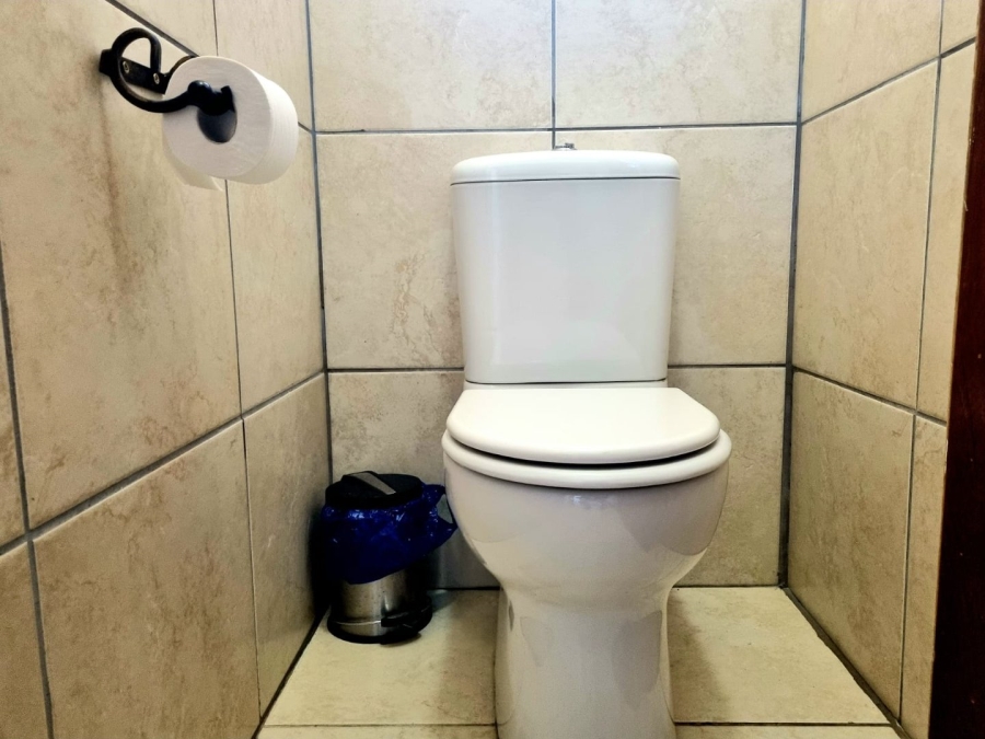 4 Bedroom Property for Sale in Monument Heights Northern Cape